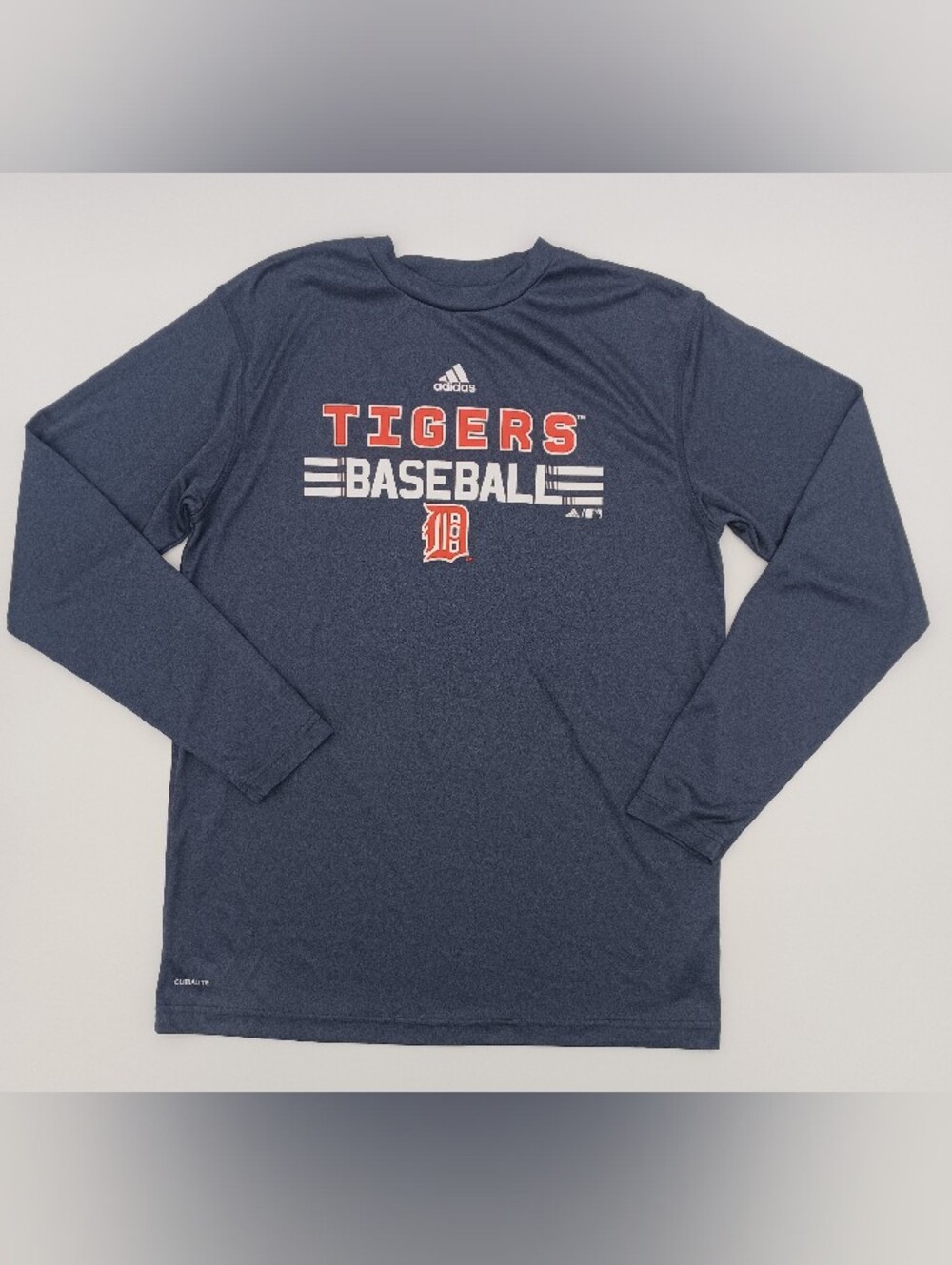 Adidas Climalite Boys XL Navy Long-Sleeve Detroit Tigers Baseball Tee (18/20)